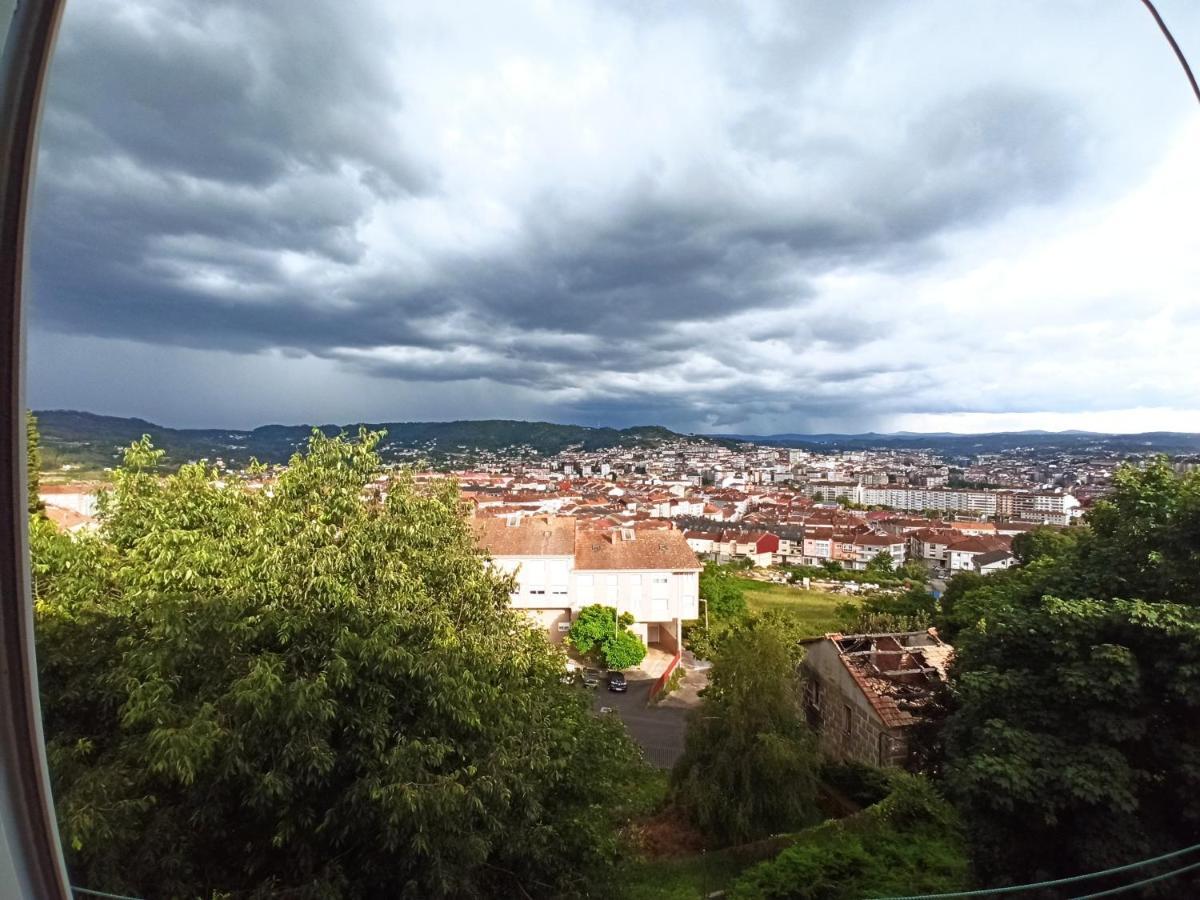 O Descanso Da Abella Leilighet Ourense Eksteriør bilde